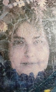Brigitte_Zipp_eigene_Colage_Selbstportrait_zur_Ateliereroeffnung_Kunsthaus_Ruhrstrasse_3_in_Muelheim