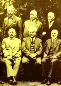 Sitzend v.l. Dr.PaulLembke, CarlNedelmann, AugustKirchberg - stehend v.l. Dr.Arthur Schuerenberg, PeterMayer, Georg v.d.Dunk, Bürgergesellschaft Mausefalle MH